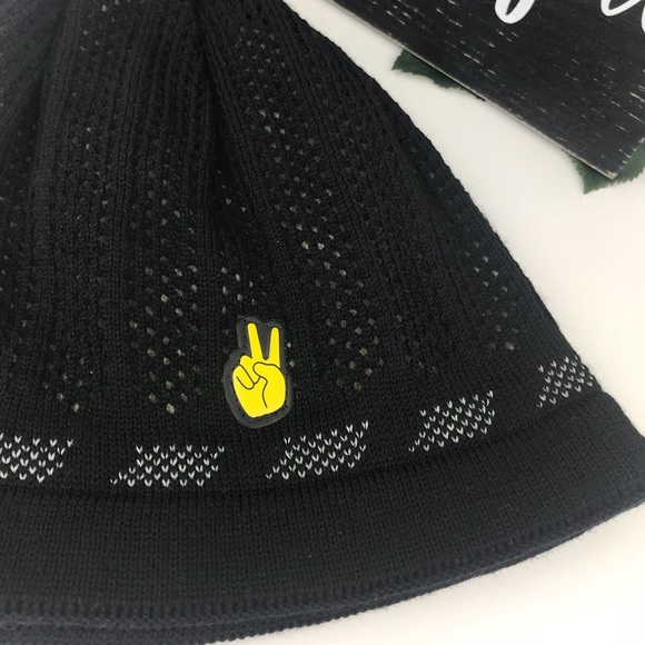 Seger Wool Peace Sign Beanie - Picture 5 of 10